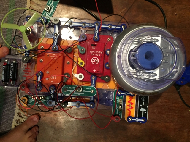 roaring rover _-_-_-_Circuit 1; disc shooter with voice recording